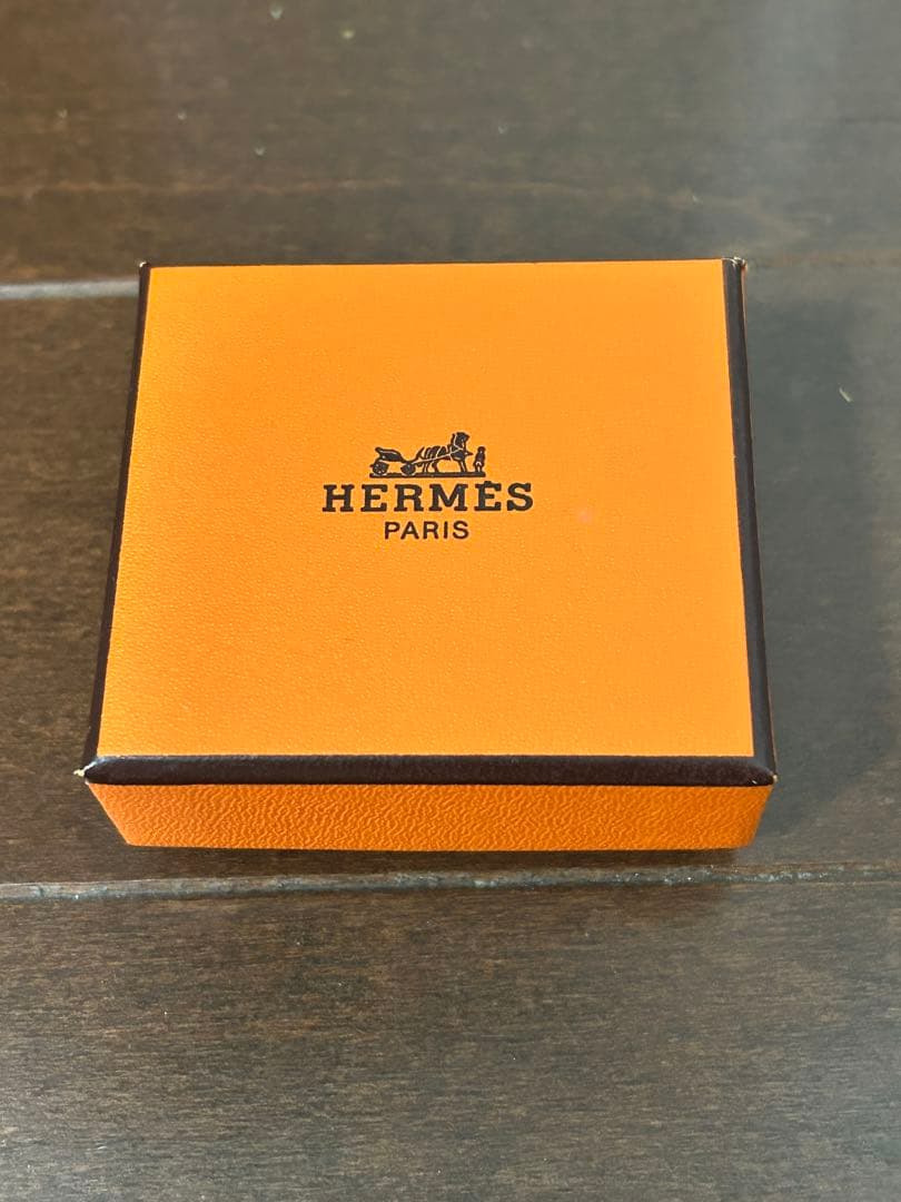M*A様 HERMES シルバー チェーンリング ボックス付き