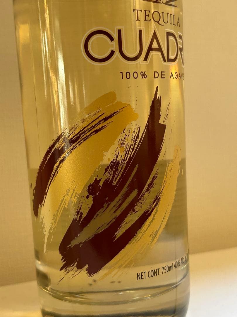 CUADRA テキーラ レポサド 750ml 40% 【新品・未開栓】