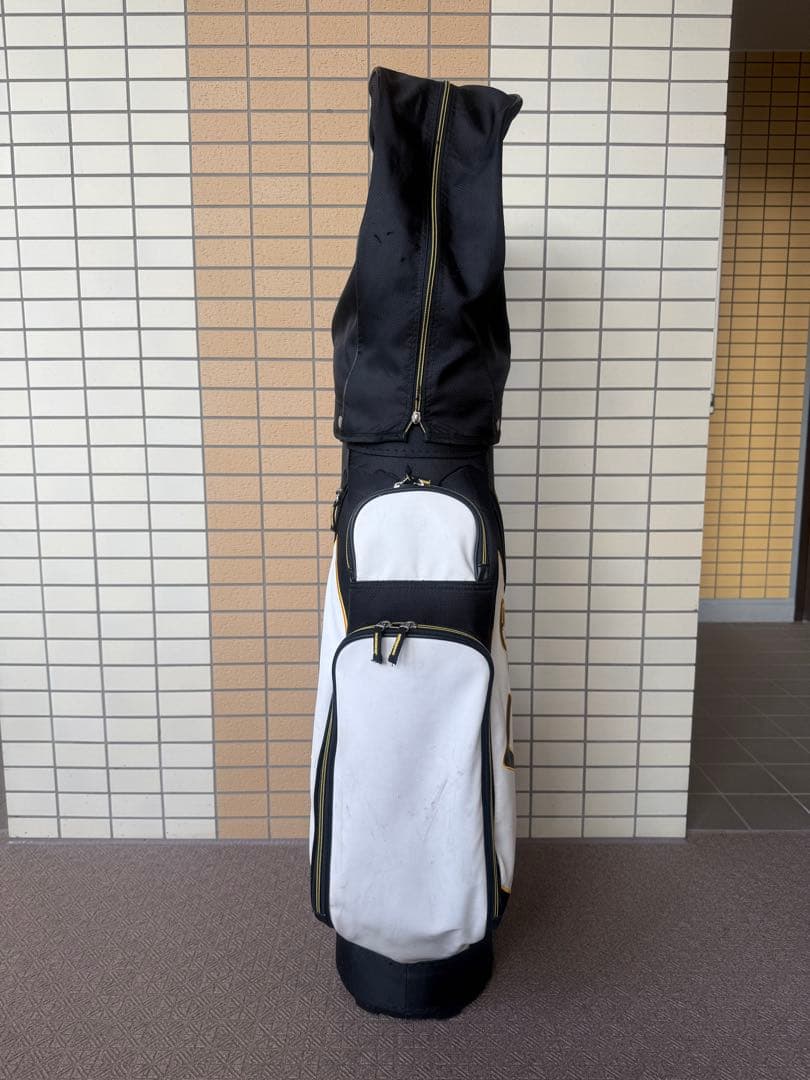 Callaway キャディバッグ カバー付き（ロストボール30個プレゼント）
