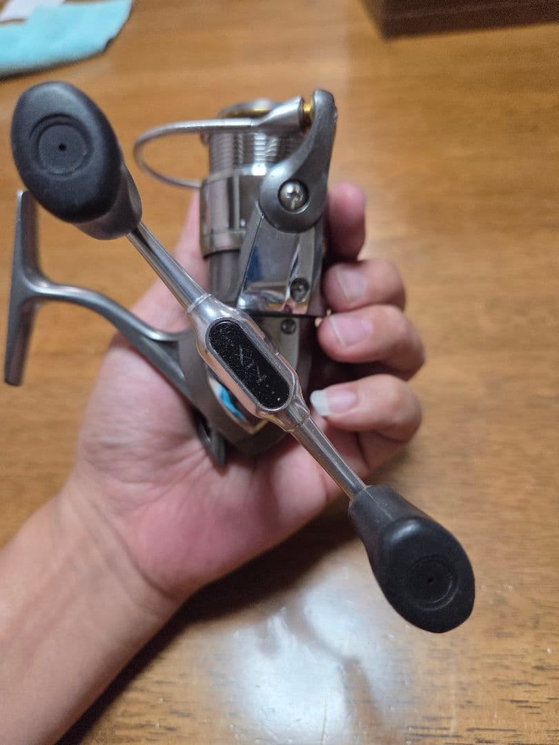 カルディアkix. スピニングリール 両手用ハンドル. daiwa