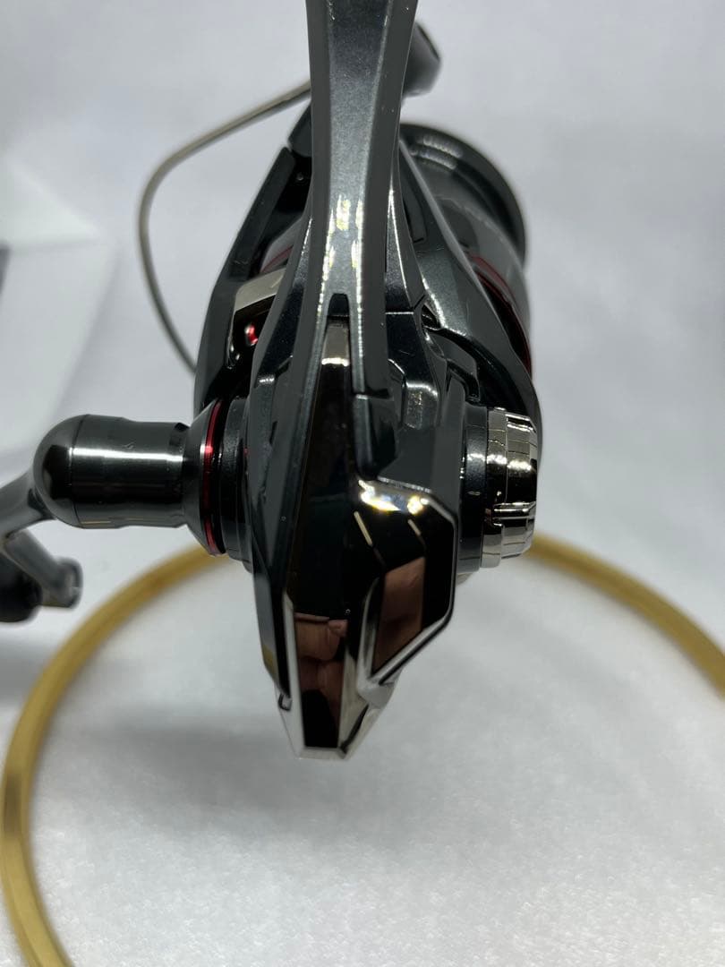 【超美品】シマノSHIMANO 24VANFORDヴァンフォード 2500SHG