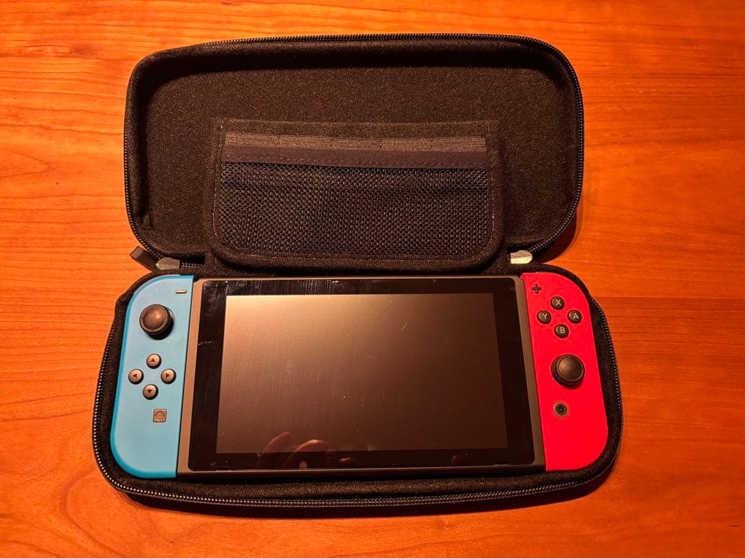 【proコントローラー付】Nintendo Switch 本体 + ケース