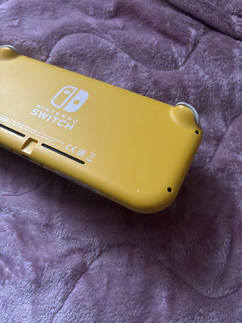 Nintendo Switch Lite イエロー　ジャンク扱い