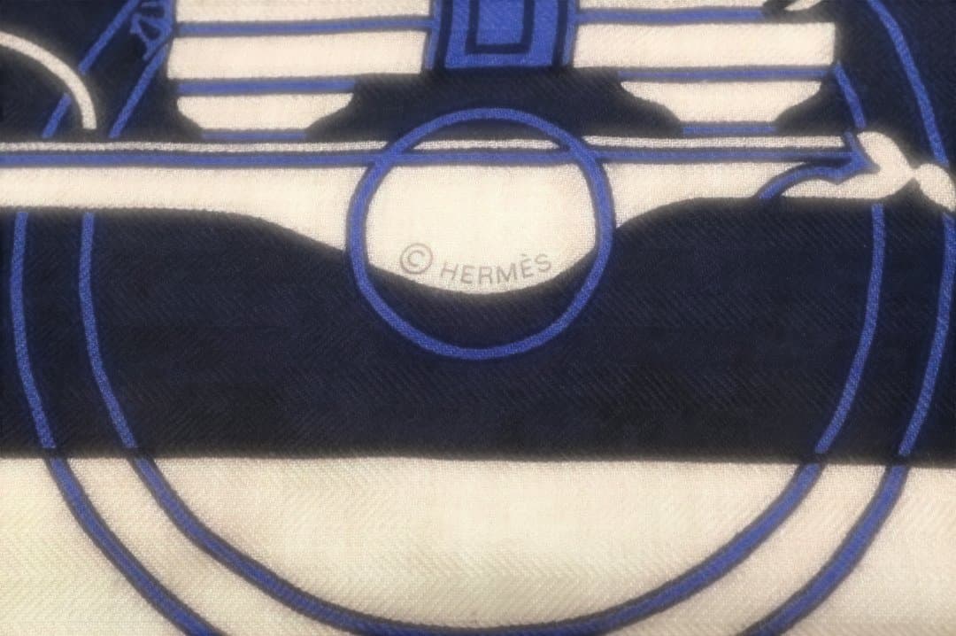 【レアアイテム】Hermès　エルメス　カレジェアン　トライアングル