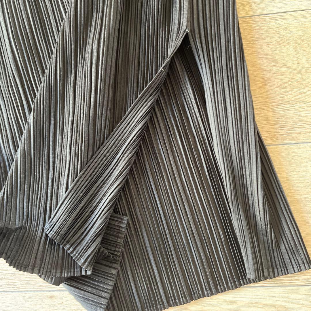 PLEATS PLEASE 黒ワンピ