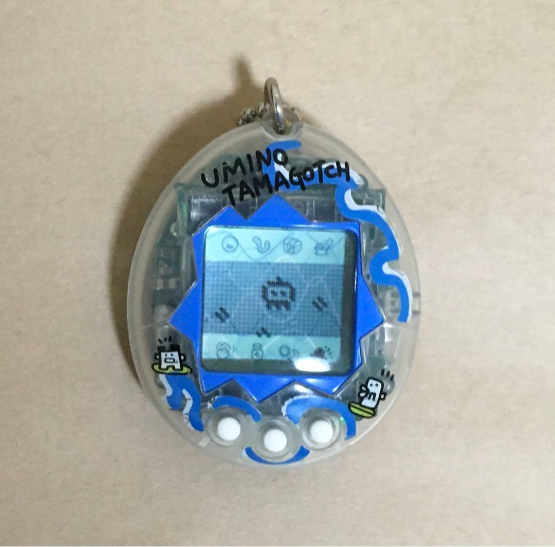 携帯ゲーム　海で発見!!たまごっち (透明：波) 取説付き、作動OK 1998年