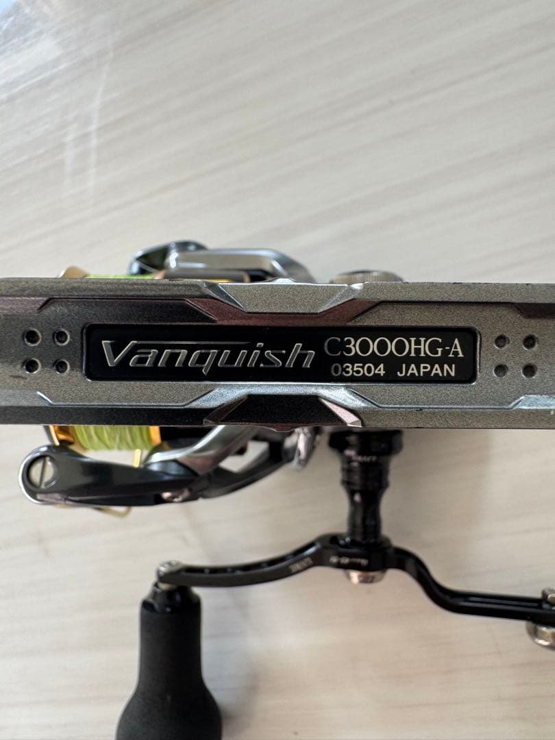 シマノ16ヴァンキッシュC3000HG スピニングリール　ハンドルライン無し