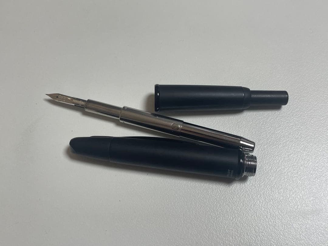 PILOT 万年筆 マンネンヒツ キャップレスクロマット EF ブラックマット