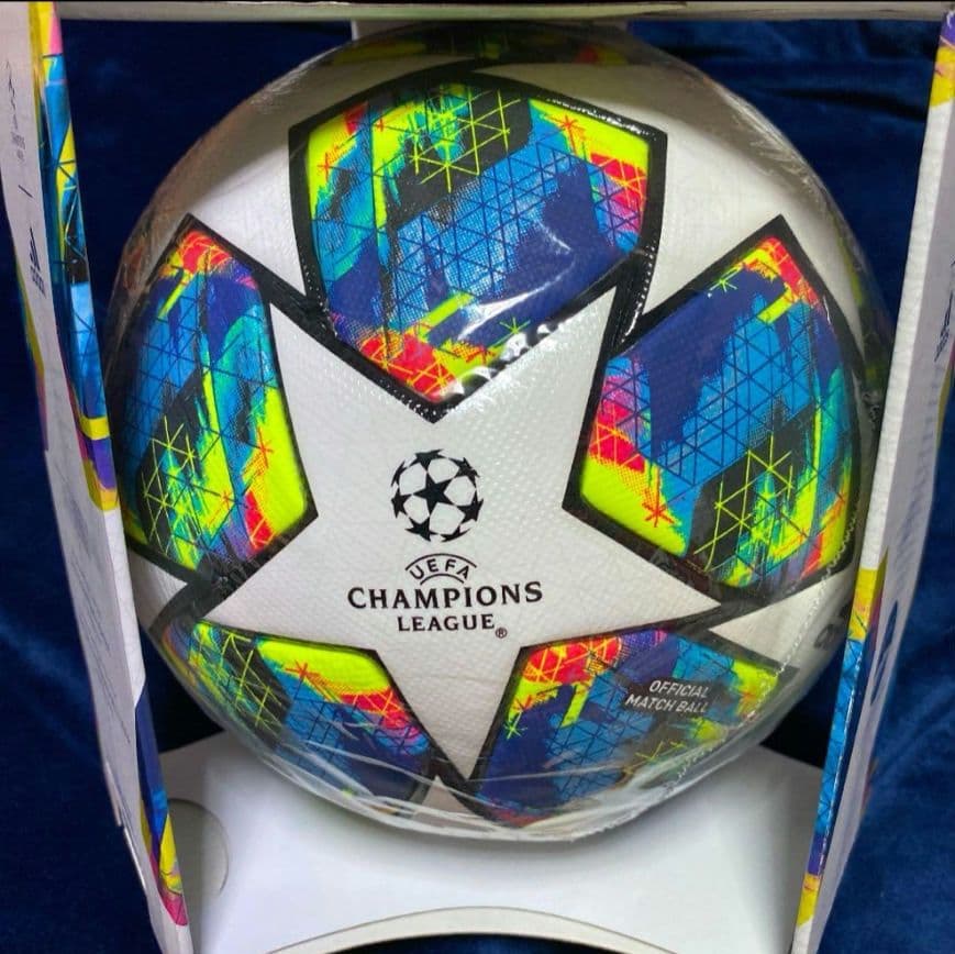 新品未使用adidas フィナーレサッカーボール5号球❗️国際公認球