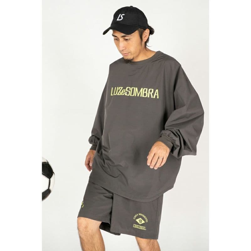 新品LUZe　ルースイソンブラ　STRETCH TAFTA　トップ　ジャケット