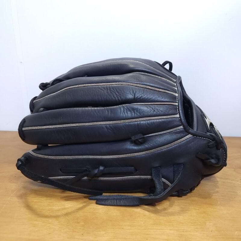 ミズノ イチローモデル プラチナラベル 限定品 良品 外野用 軟式グローブ