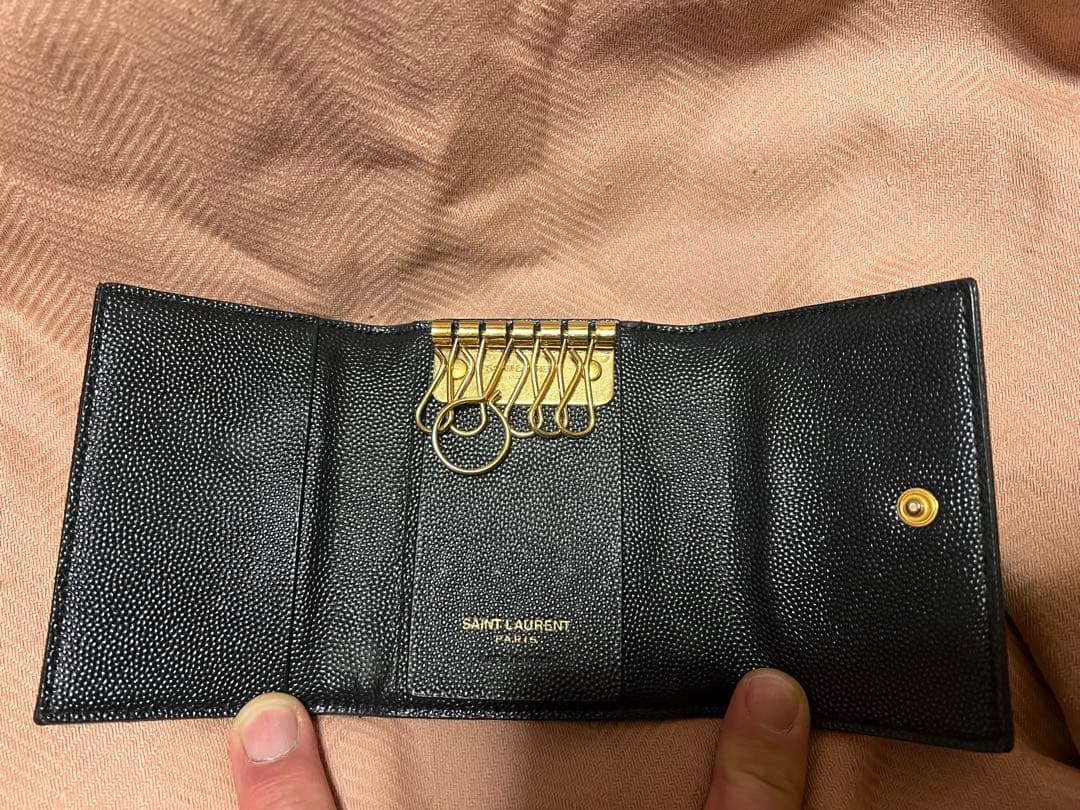 イヴサンローラン　6連キーケース　YSL カサンドラ　キャビアスキン