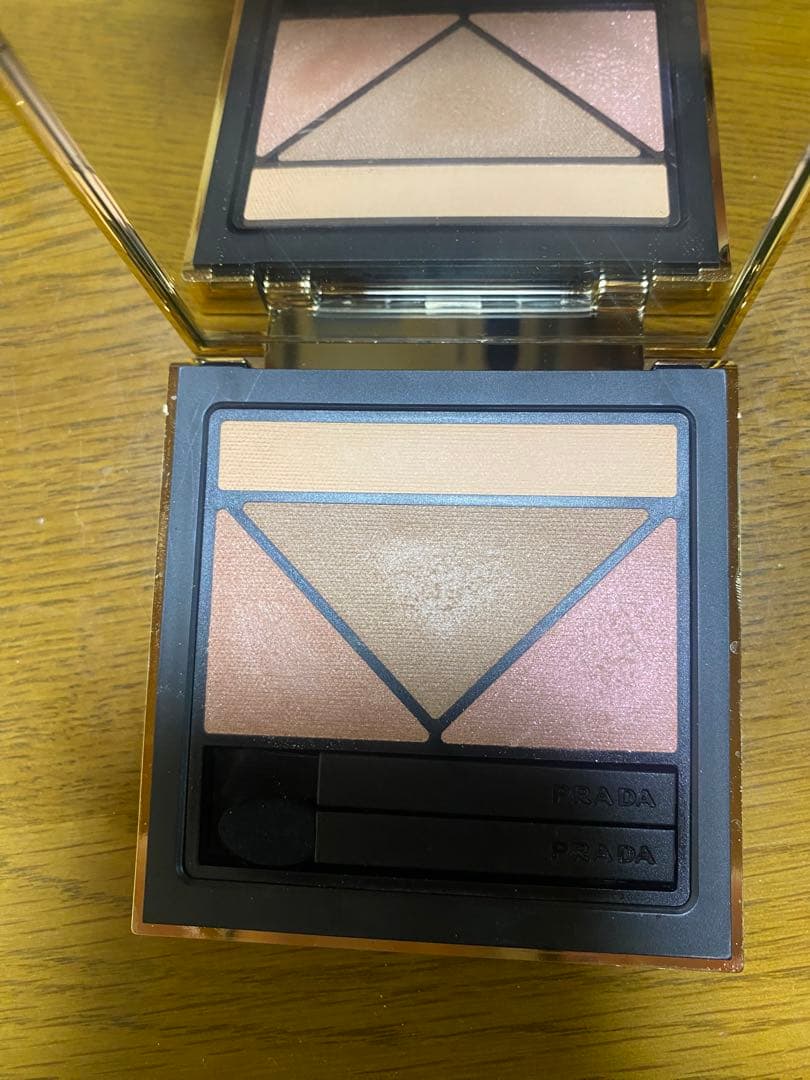 PRADA♡アイシャドウ♡07ピオニー