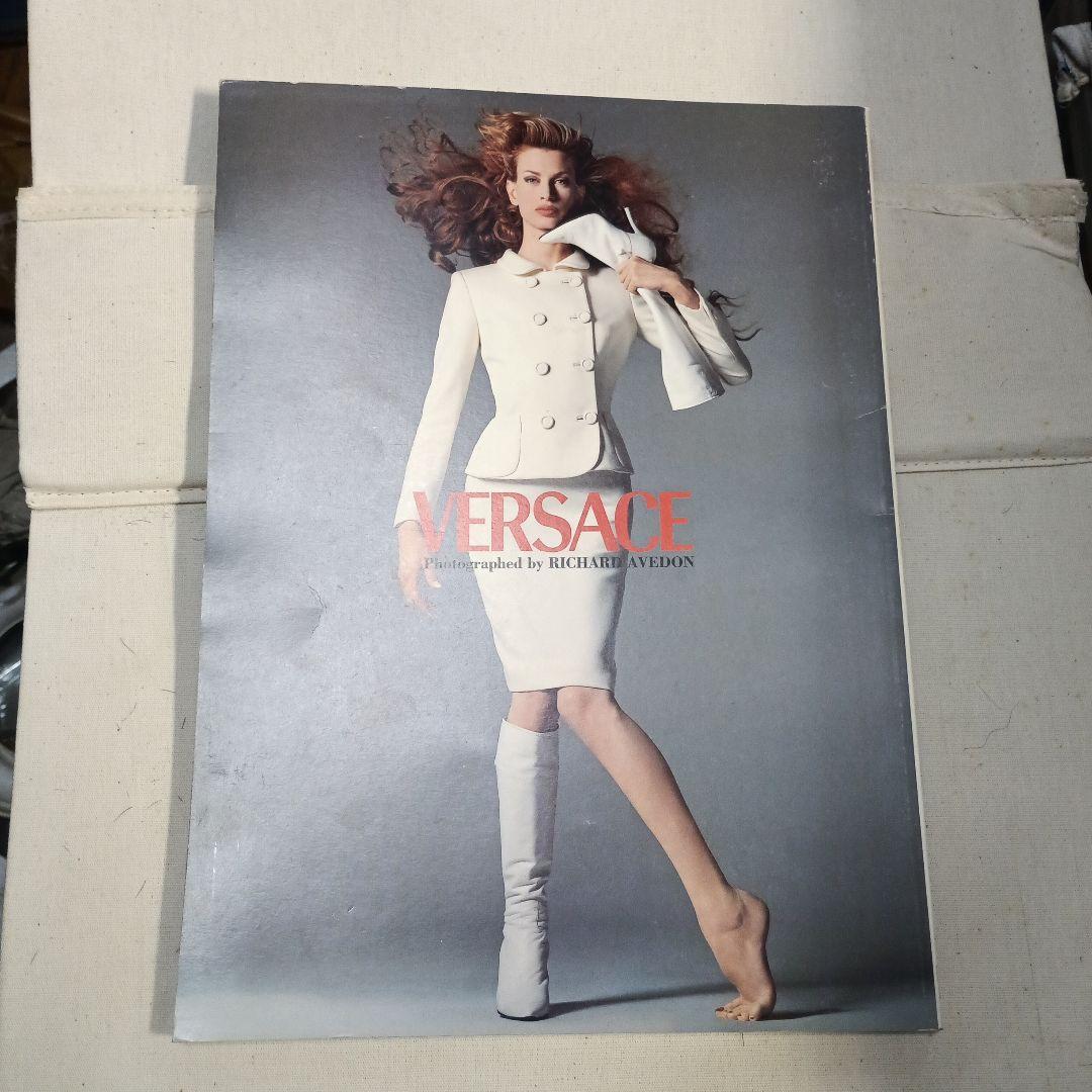 8017）VERSACE ヴェルサーチェ　写真集？カタログ？