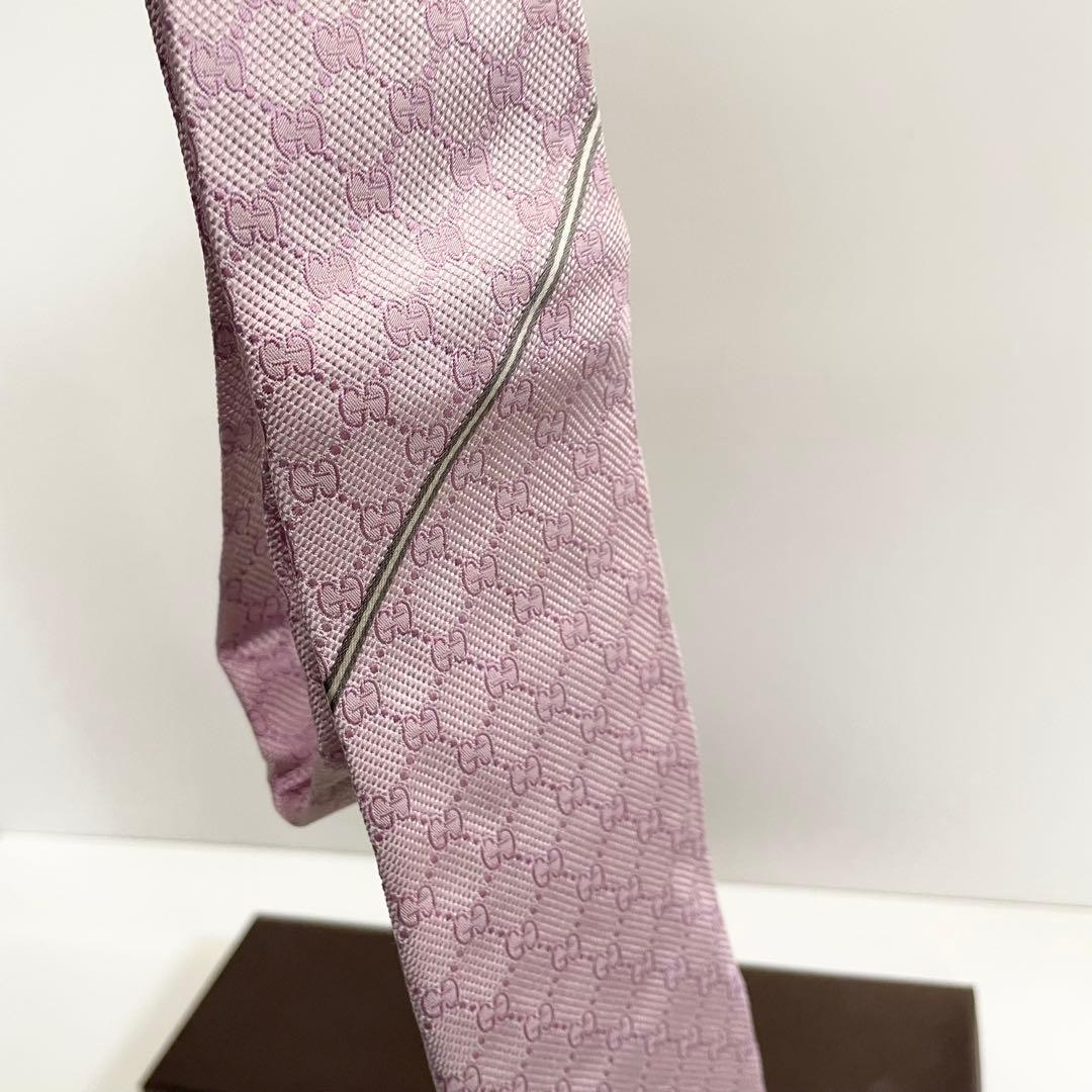 (美品)GUCCI グッチ 高級シルクネクタイ GG総柄 イタリア