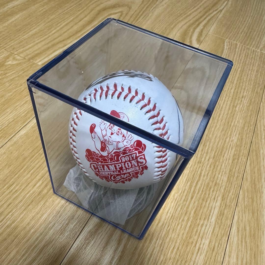広島カープ　丸 佳浩選手　サイン入りボール