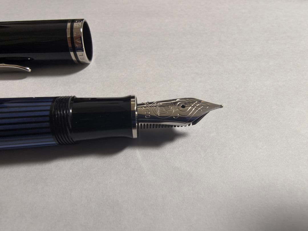 Pelikan スーベレーン　M805　F ブルーストライプ　ケース・インク付