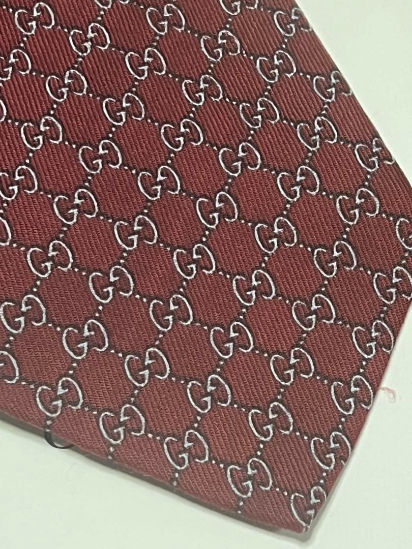 ⑨超美品✨GUCCI グッチ gg柄 ネクタイ(グッチロゴ) 赤