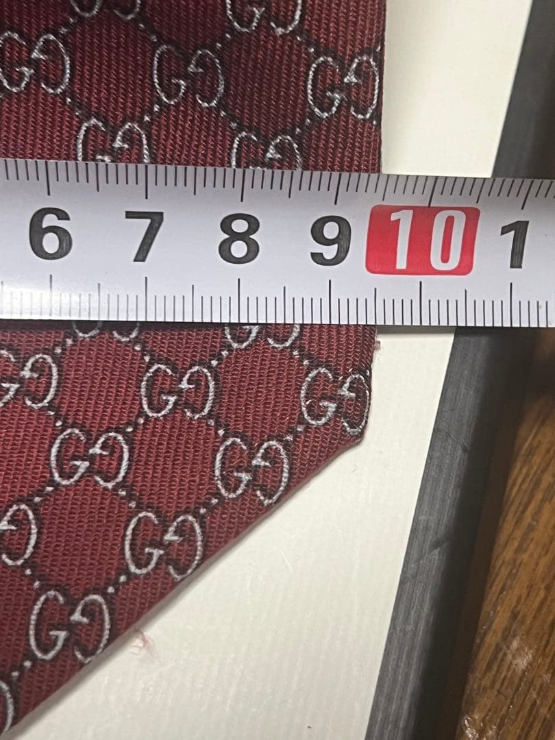 ⑨超美品✨GUCCI グッチ gg柄 ネクタイ(グッチロゴ) 赤