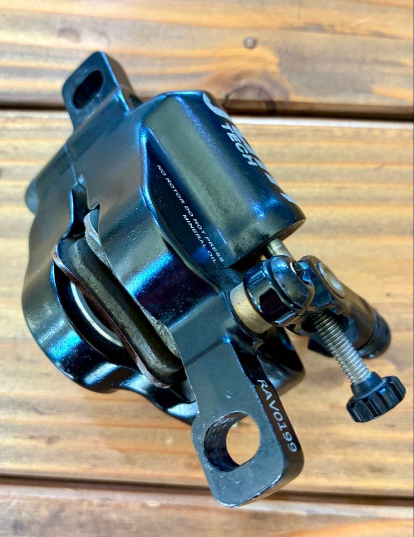 Juin R1 ワイヤー式油圧ディスクブレーキ STIレバー使用可能