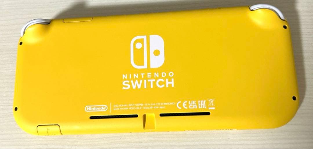 NintendoSwitchLite イエロー