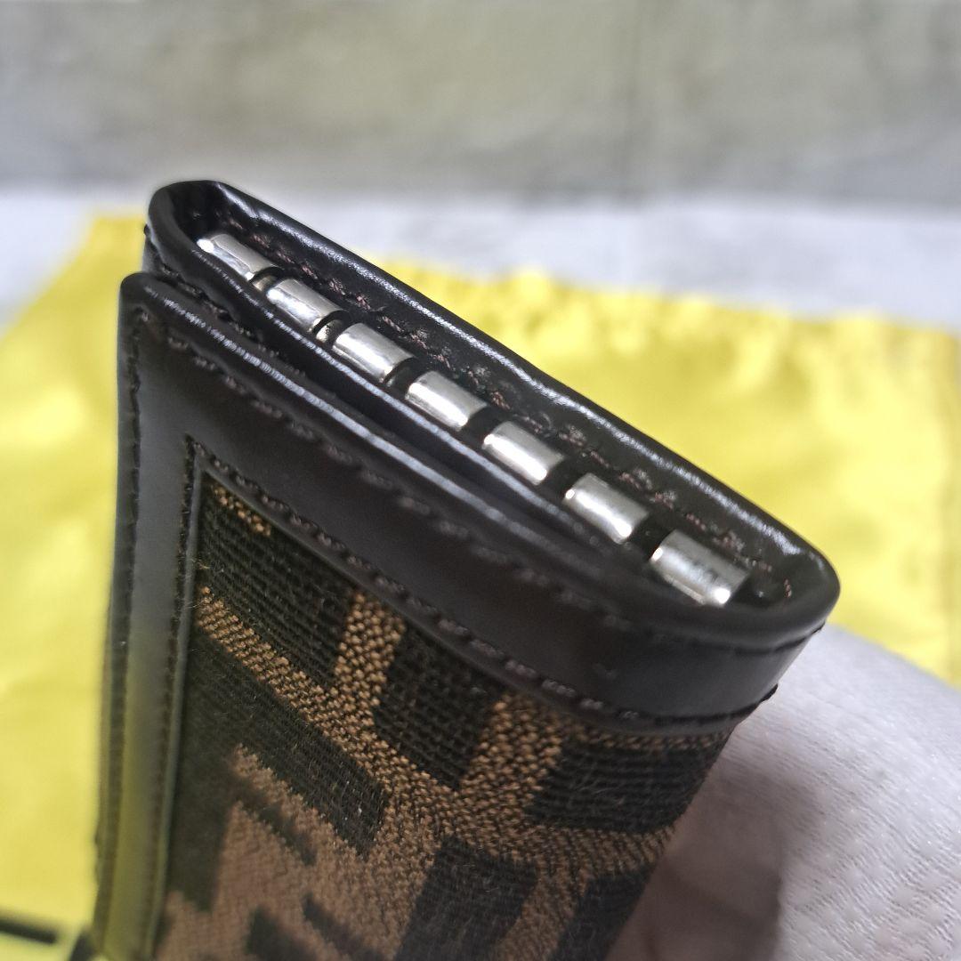 ✨️極美品✨️FENDI 6連キーケース　キャンバス×レザー ズッカ　ロゴ入り