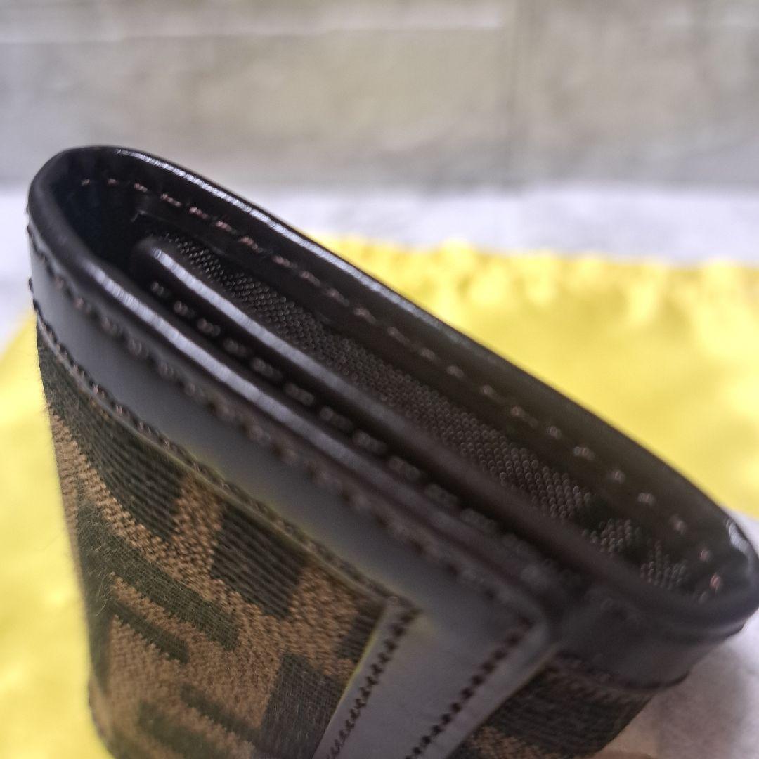 ✨️極美品✨️FENDI 6連キーケース　キャンバス×レザー ズッカ　ロゴ入り