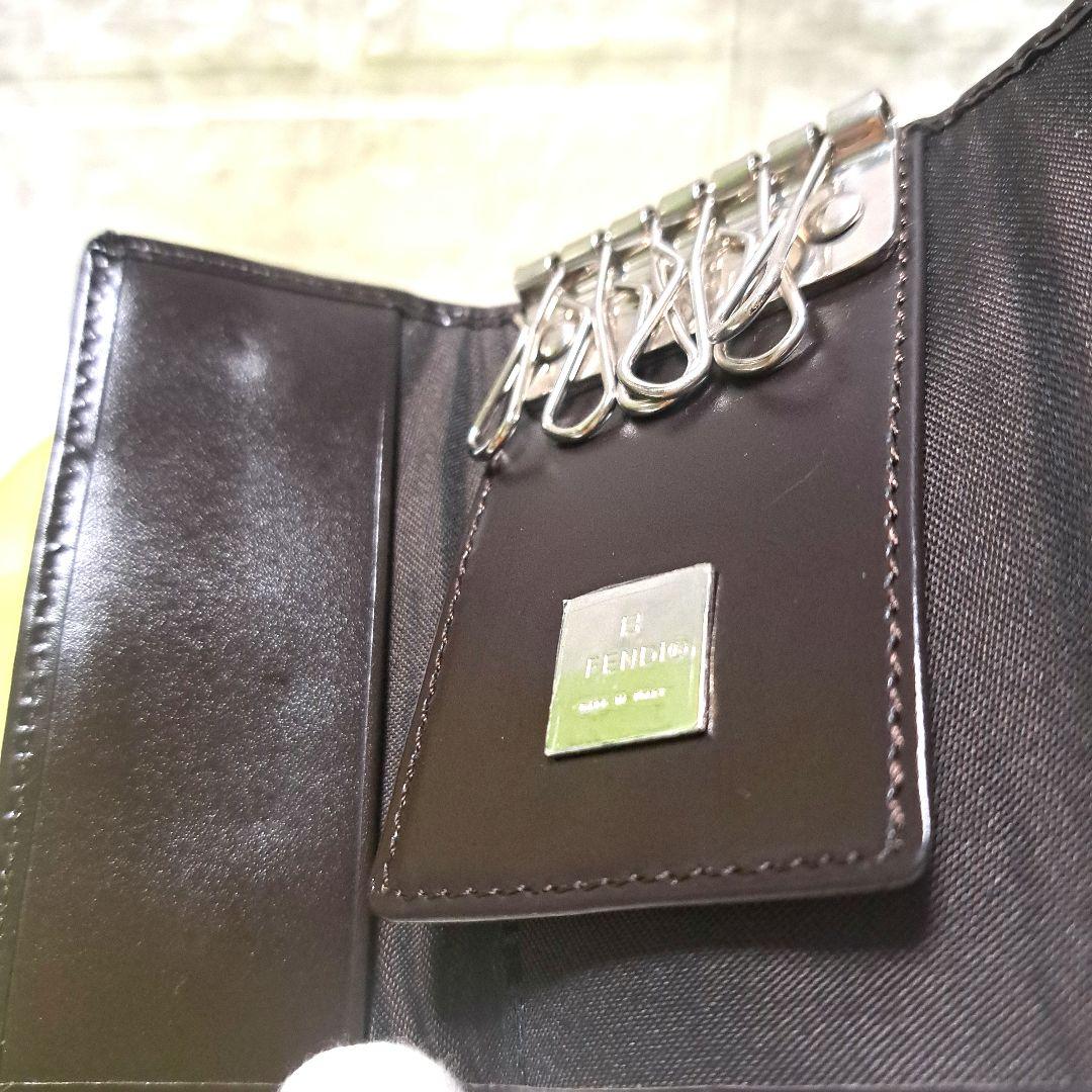 ✨️極美品✨️FENDI 6連キーケース　キャンバス×レザー ズッカ　ロゴ入り