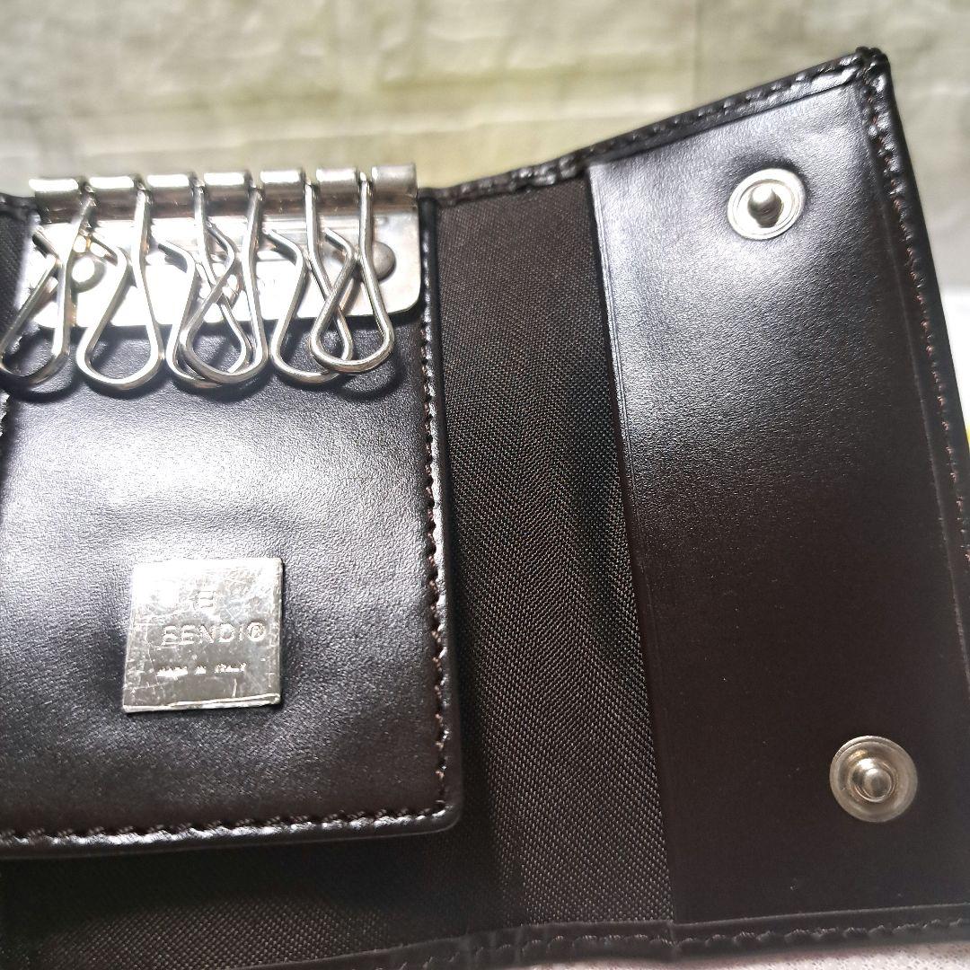 ✨️極美品✨️FENDI 6連キーケース　キャンバス×レザー ズッカ　ロゴ入り