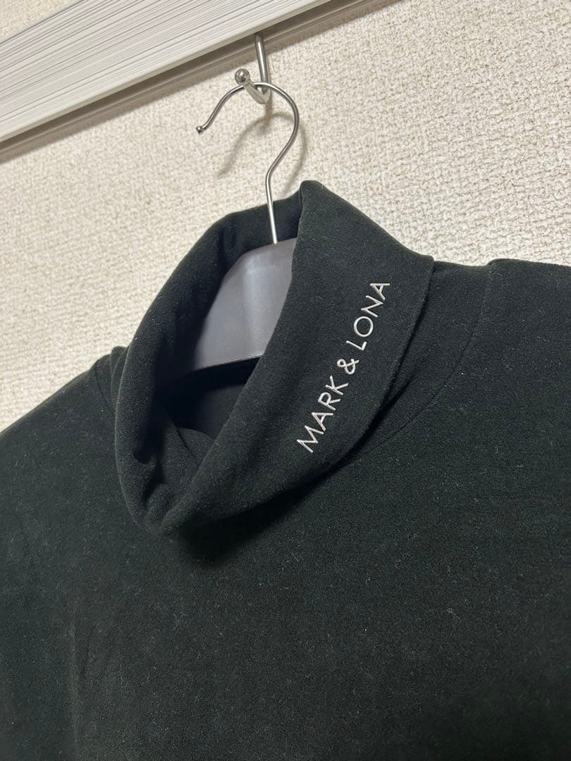 MARK & LONA ブラックタートルネックシャツ　サイズM