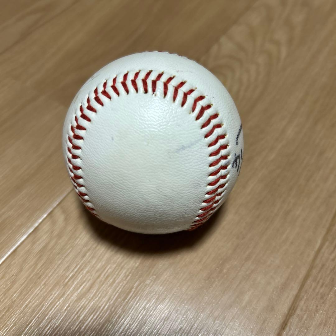 CARP 津田選手直筆サイン入り野球ボール