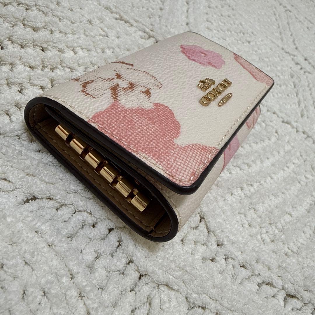 COACH（コーチ） ファイブリング キーケース フローラルプリント