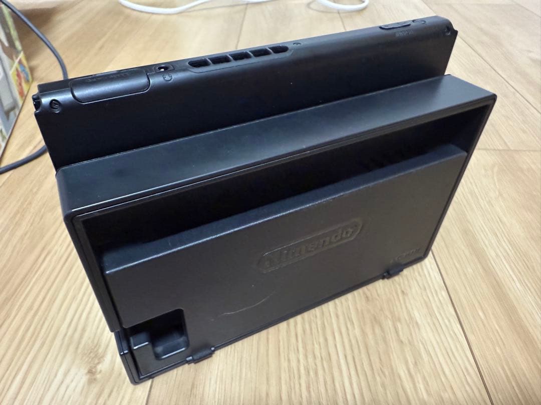Nintendo Switch 本体　ドック　セット　本日だけ値引き