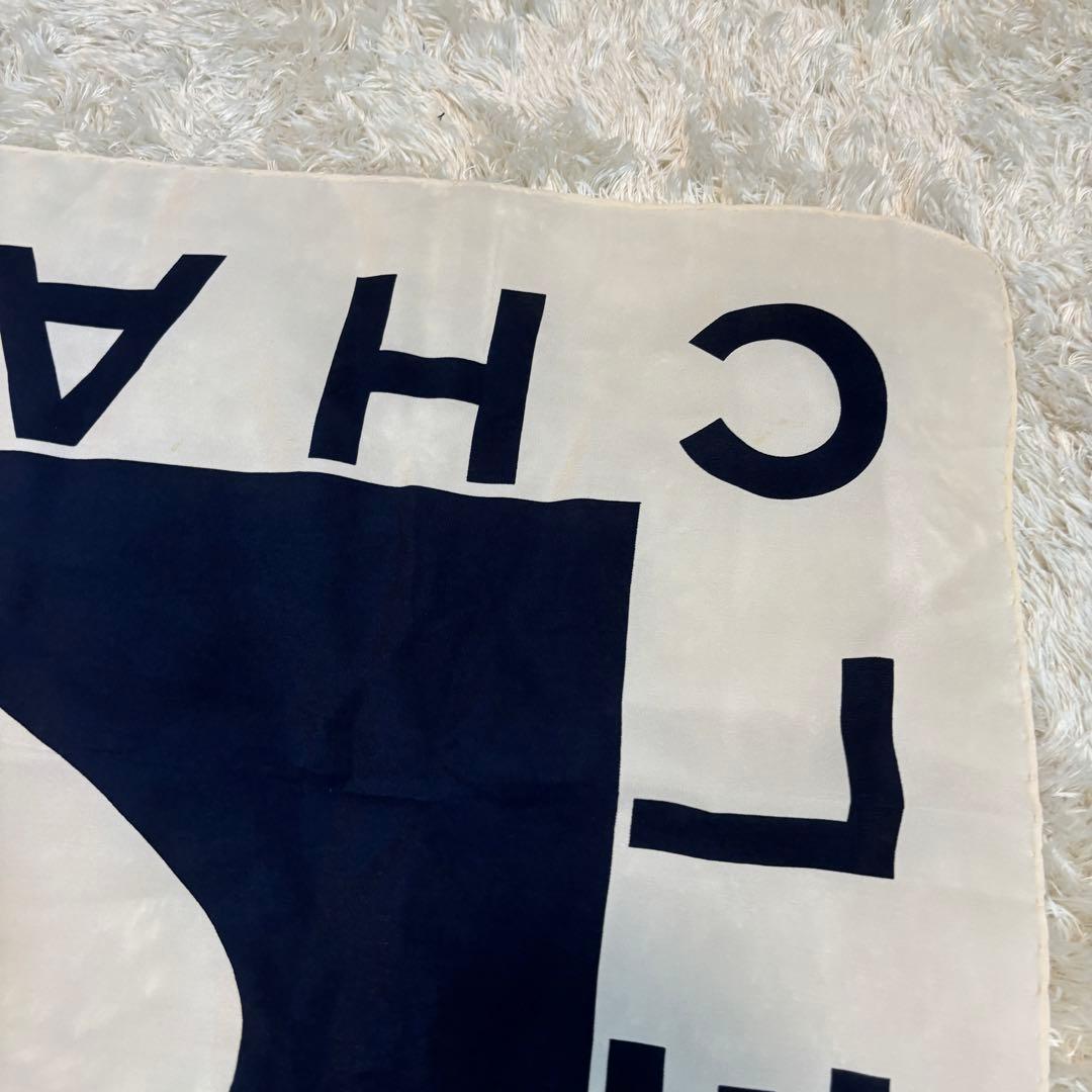 美品✨CHANEL シャネル　マドモアゼル　スカーフ　カレ90 ブラック