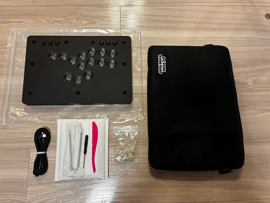 PUNK WORKSHOP MINI BOX Type D 26/6/9購入美品