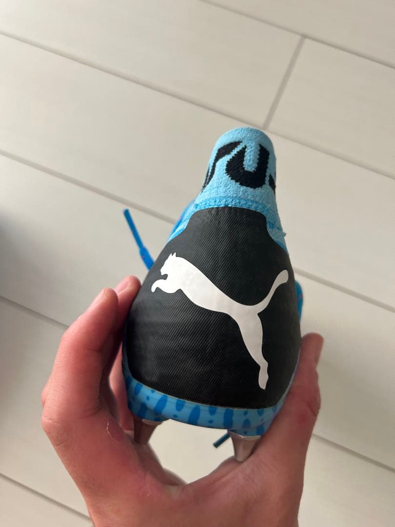 Puma FUTURE ライトブルー スパイクシューズ