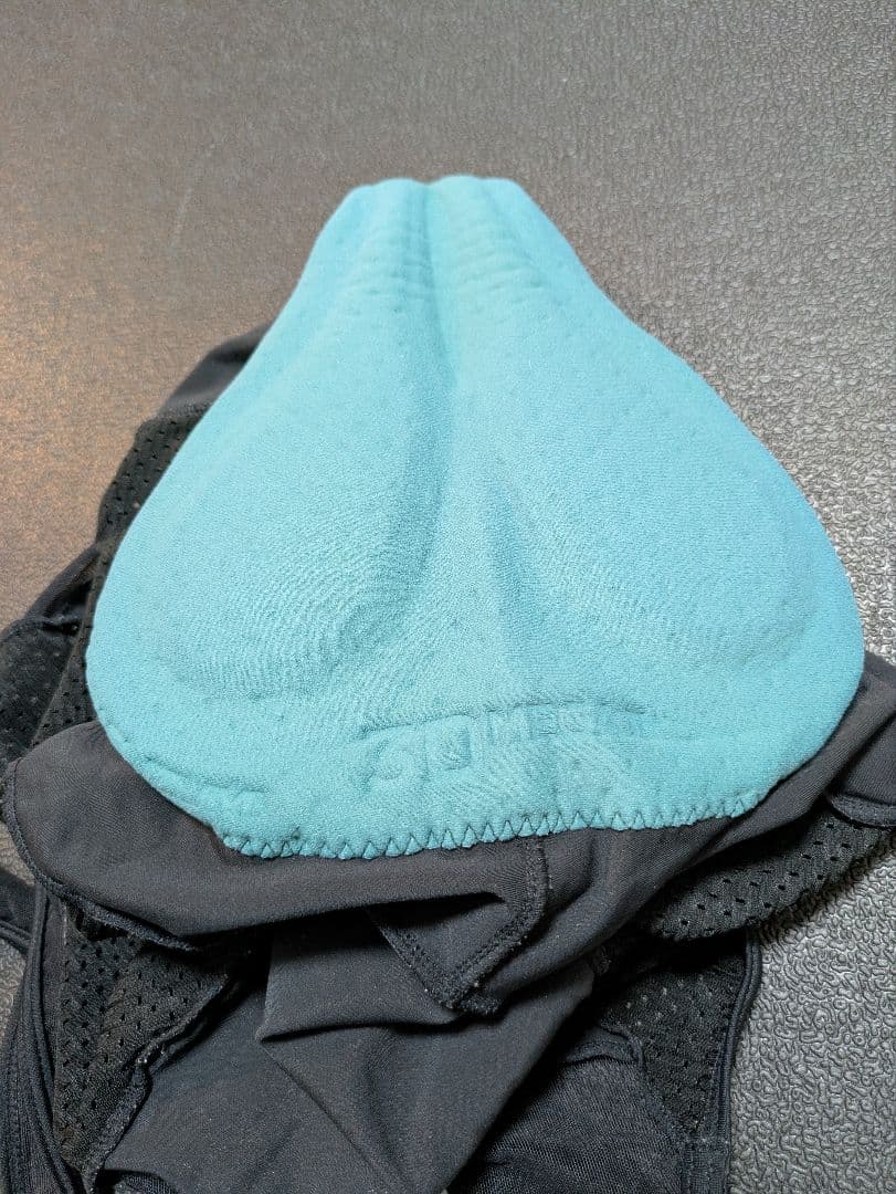 パールイズミ　ベンチレーション ビブ パンツXLサイズ