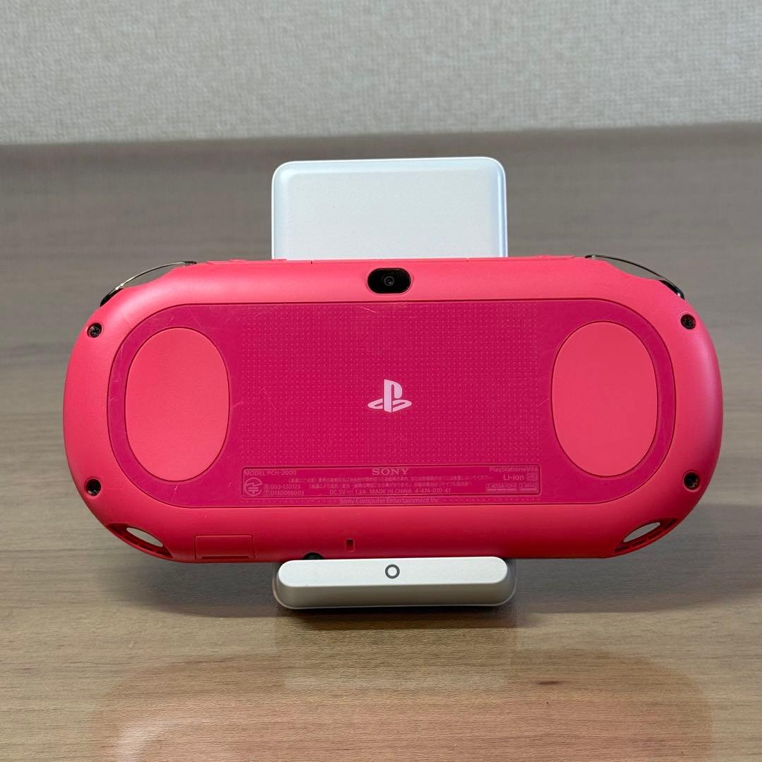 4-143 PSVITA PCH-2000 ピンク/ブラック