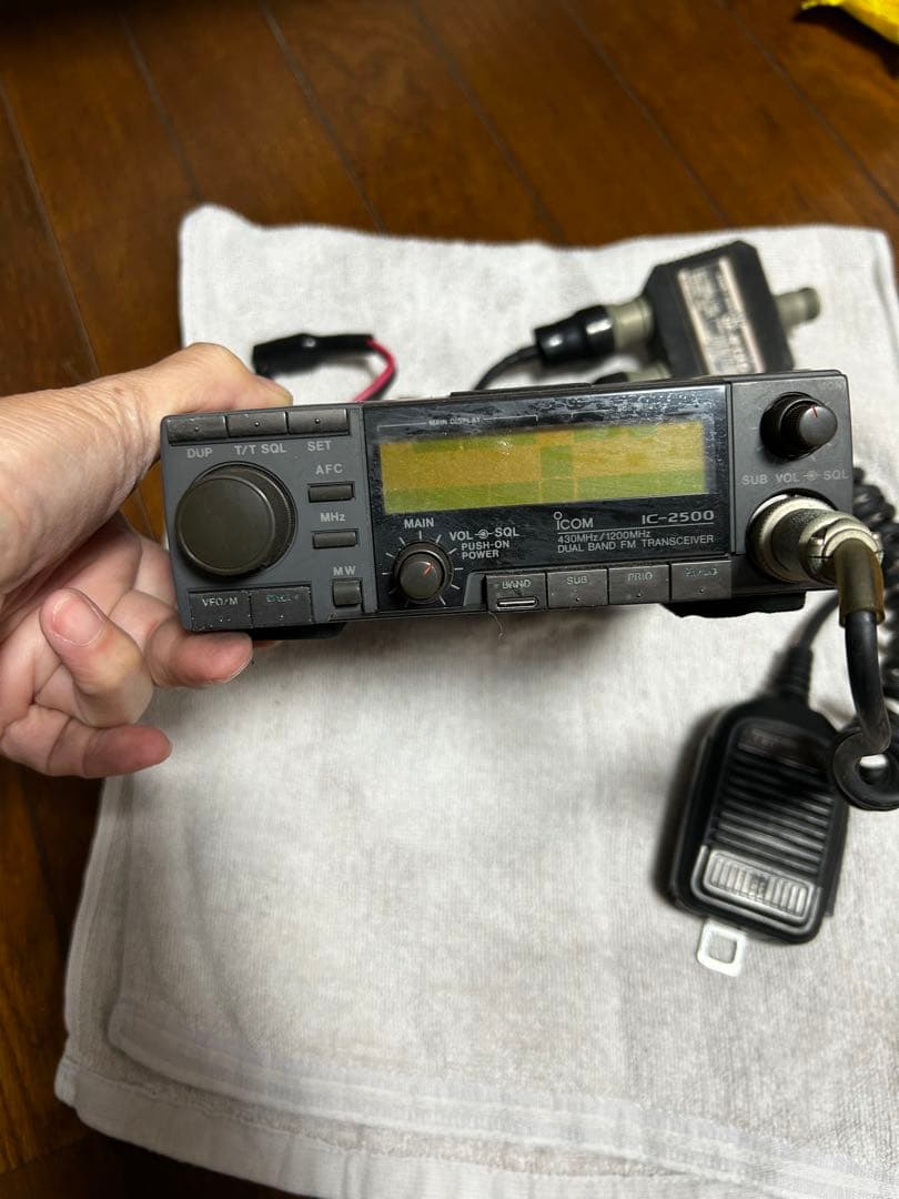 icon IC-2500 デュアルバンド受信機 本体と付属品