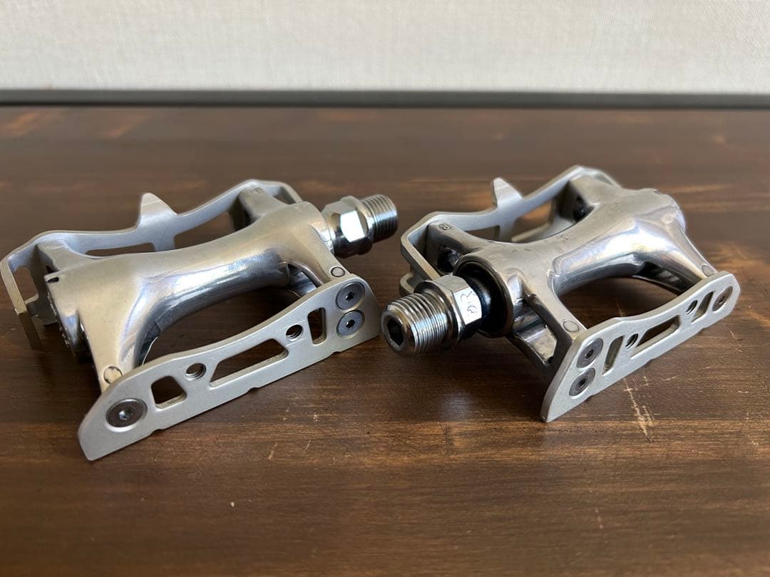 mks  nuevo 三ヶ島　トゥークリップ付き　美品