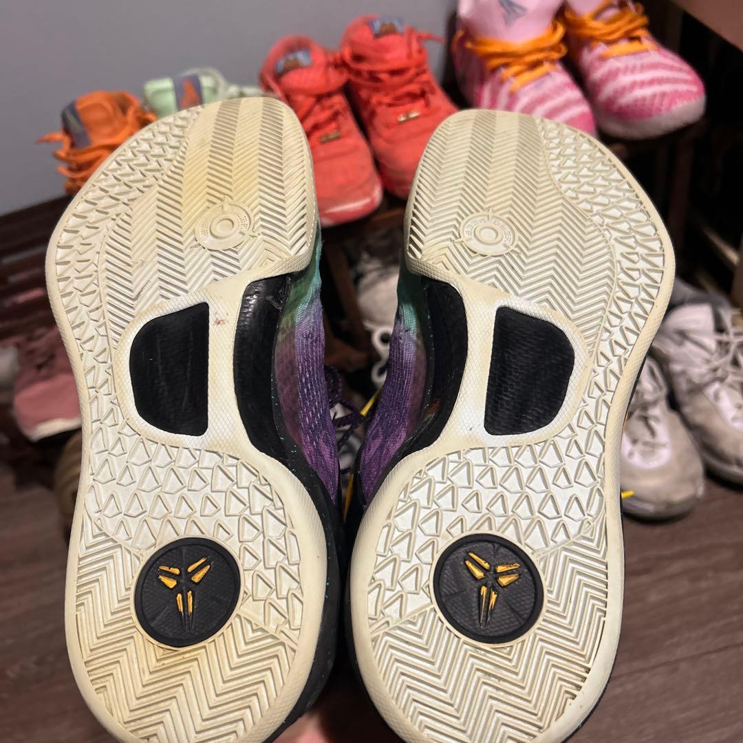 シューズ(男性用) NIKE Kobe8 Easter