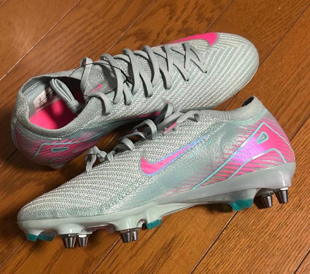 Nike サッカーシューズ スパイク グレー/ピンク