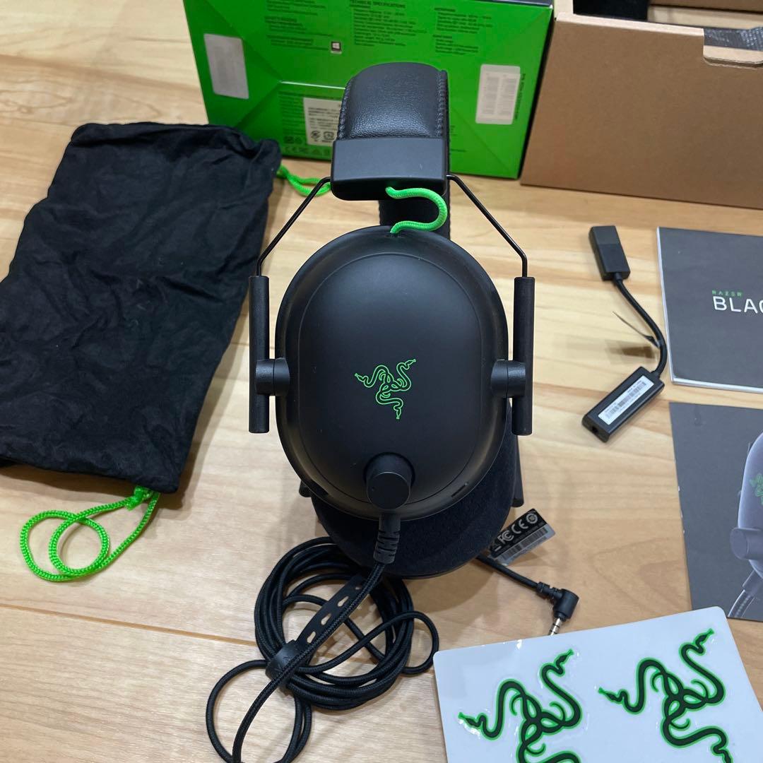 Razer BLACKSHARK V2 ゲーミングヘッドセット