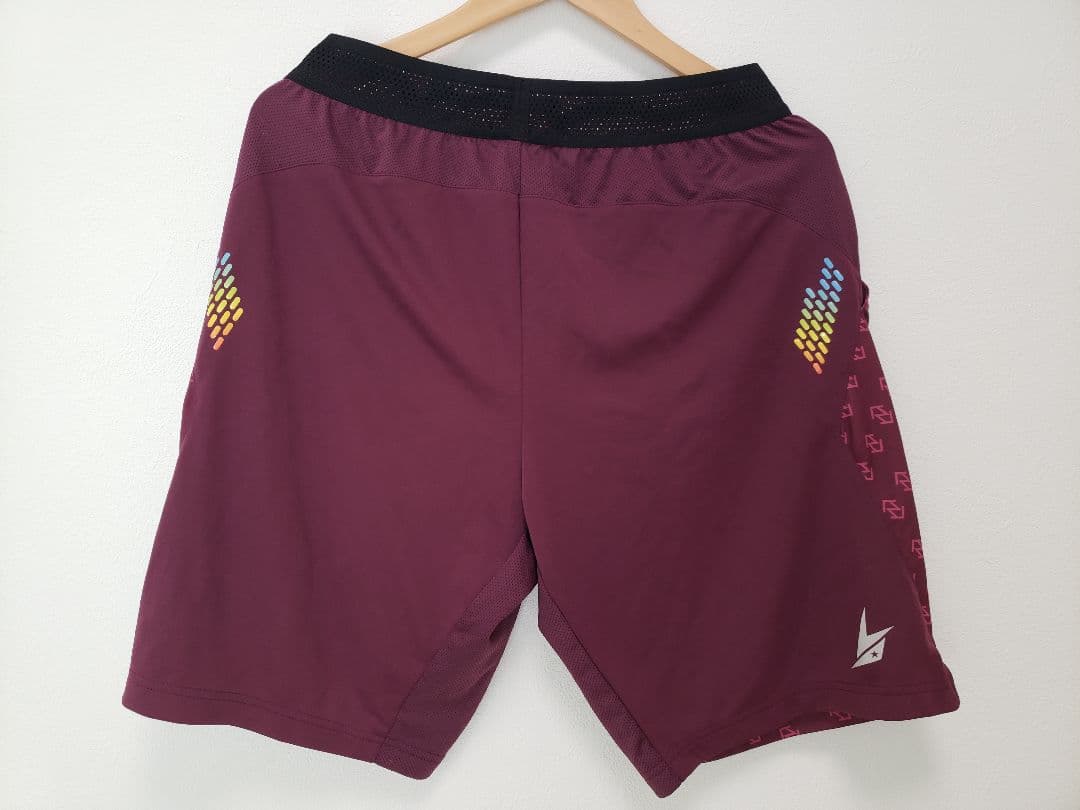 【YONEX】リンダン　ハーフパンツ　Oサイズ