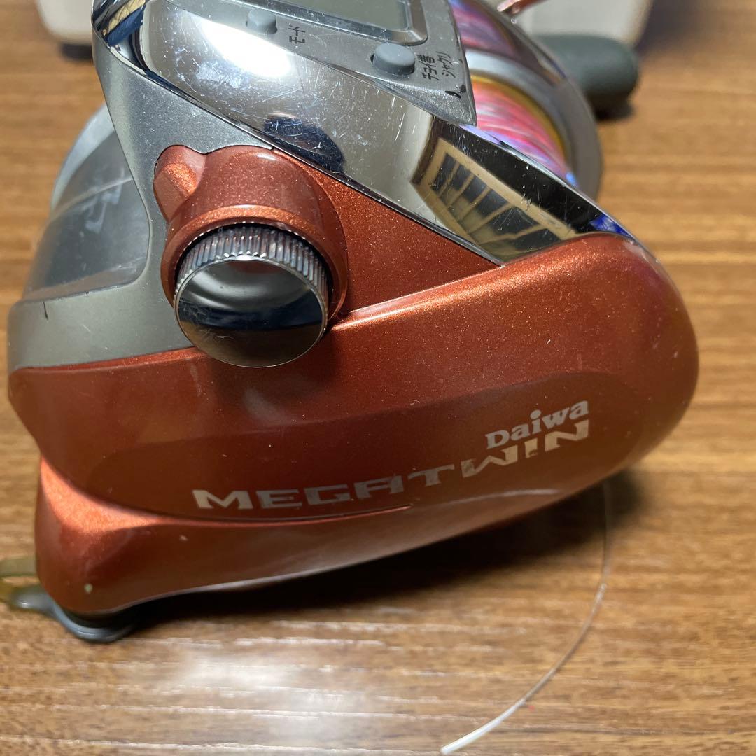 Daiwa MEGATWIN 電動リール オレンジ