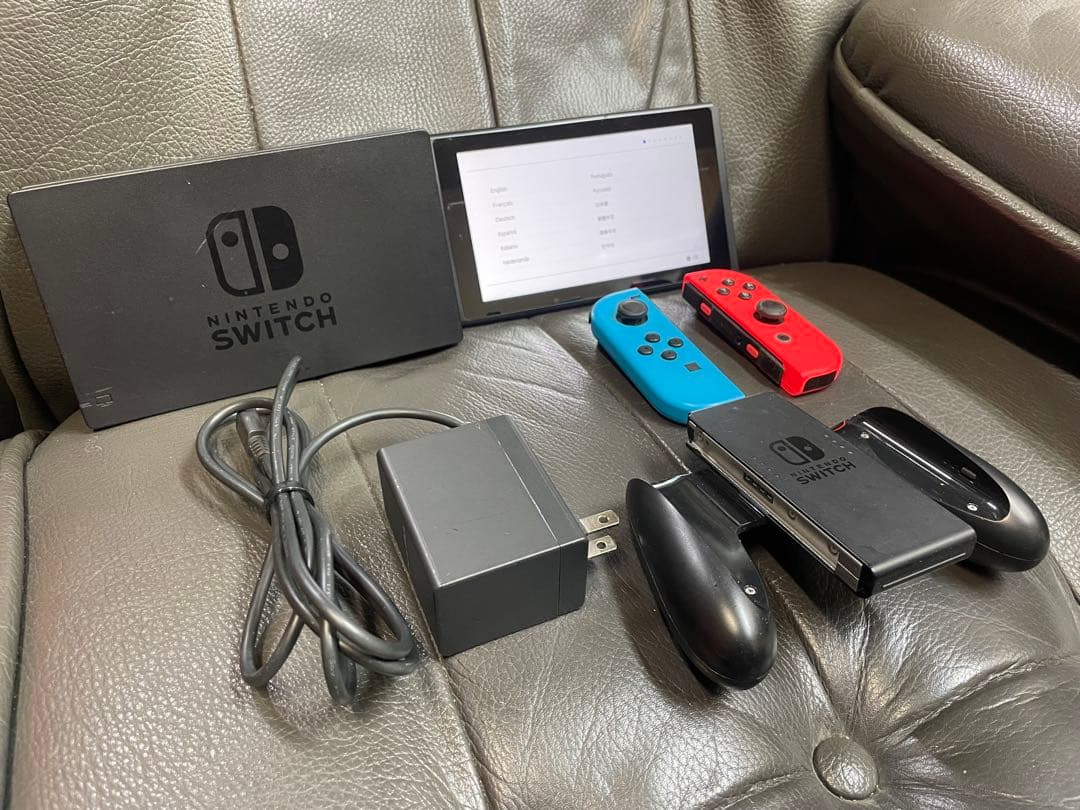 Nintendo Switch 本体 青赤 Joy-Con付き