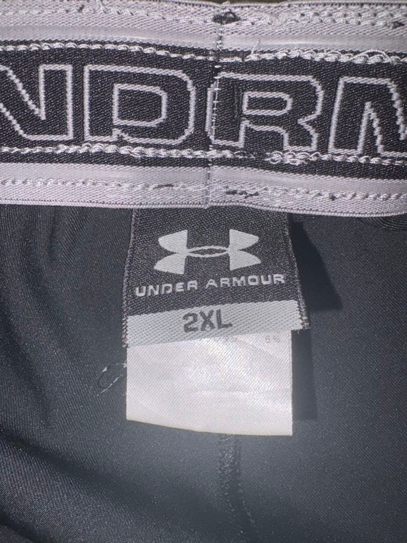 埼玉ワイルドナイツのラグビーパンツ サイズ2XL