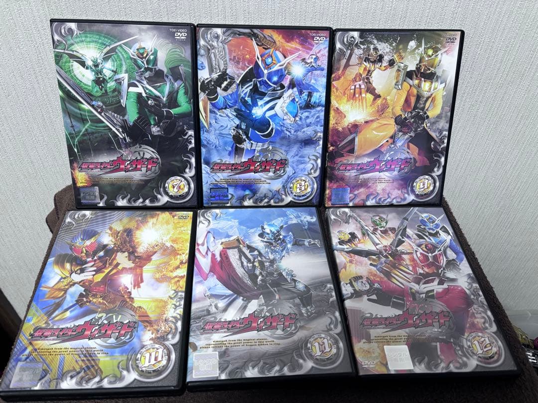 仮面ライダーウィザードDVD全巻 +おまけ２巻