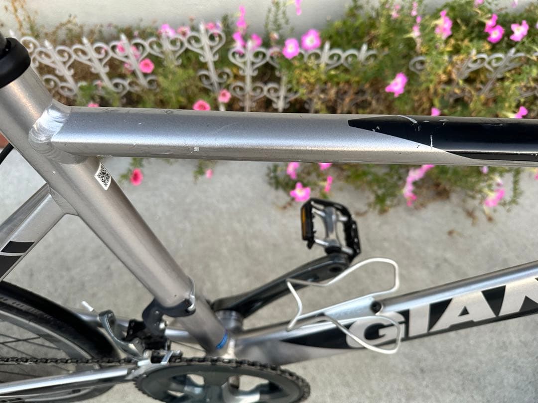 自転車本体 giant idiom0