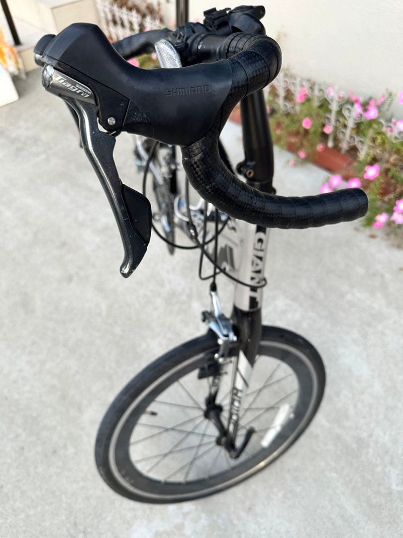 自転車本体 giant idiom0